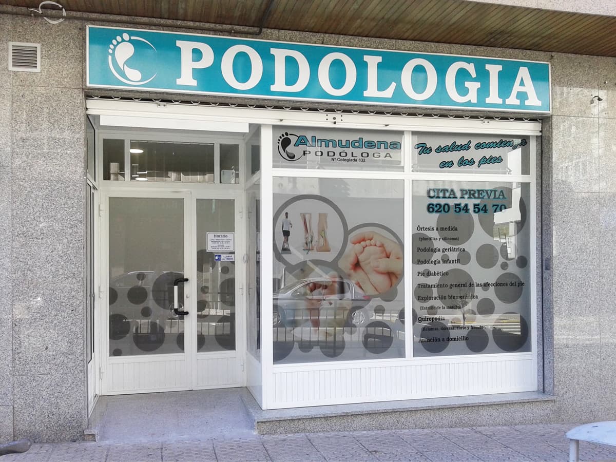 Almudena Podóloga en Lalín